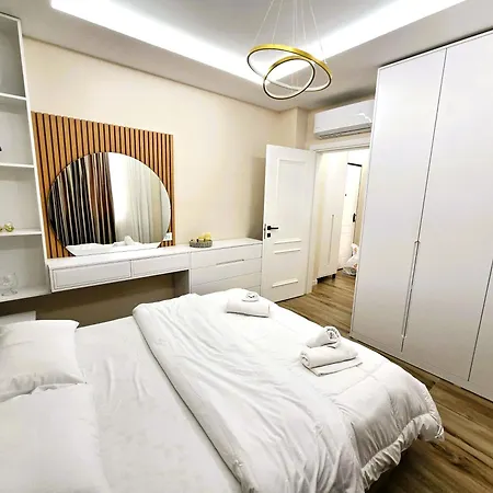 Center Cozy 3 Apartment *